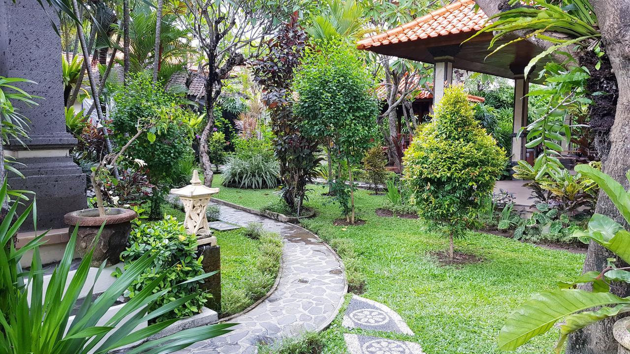 โรงแรมคัสนาดี เลอกีอัน ภายนอก รูปภาพ