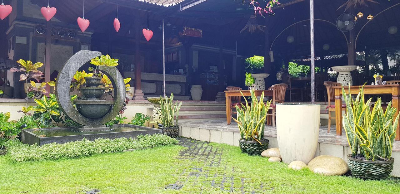 โรงแรมคัสนาดี เลอกีอัน ภายนอก รูปภาพ