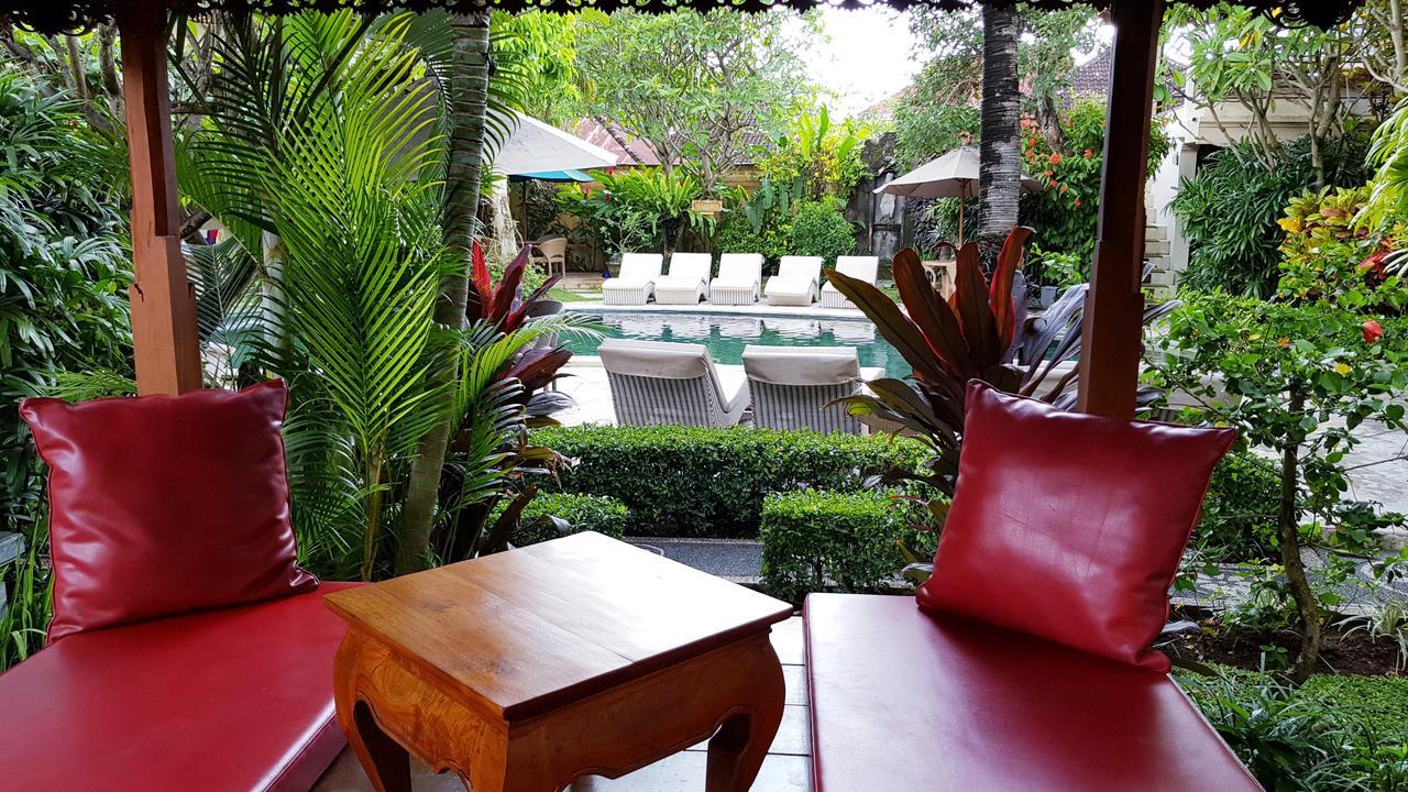 โรงแรมคัสนาดี เลอกีอัน ภายนอก รูปภาพ