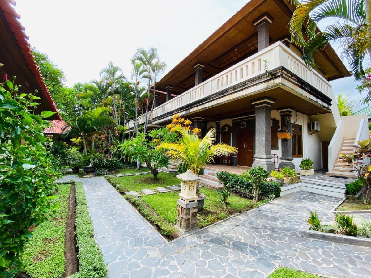 โรงแรมคัสนาดี เลอกีอัน ภายนอก รูปภาพ